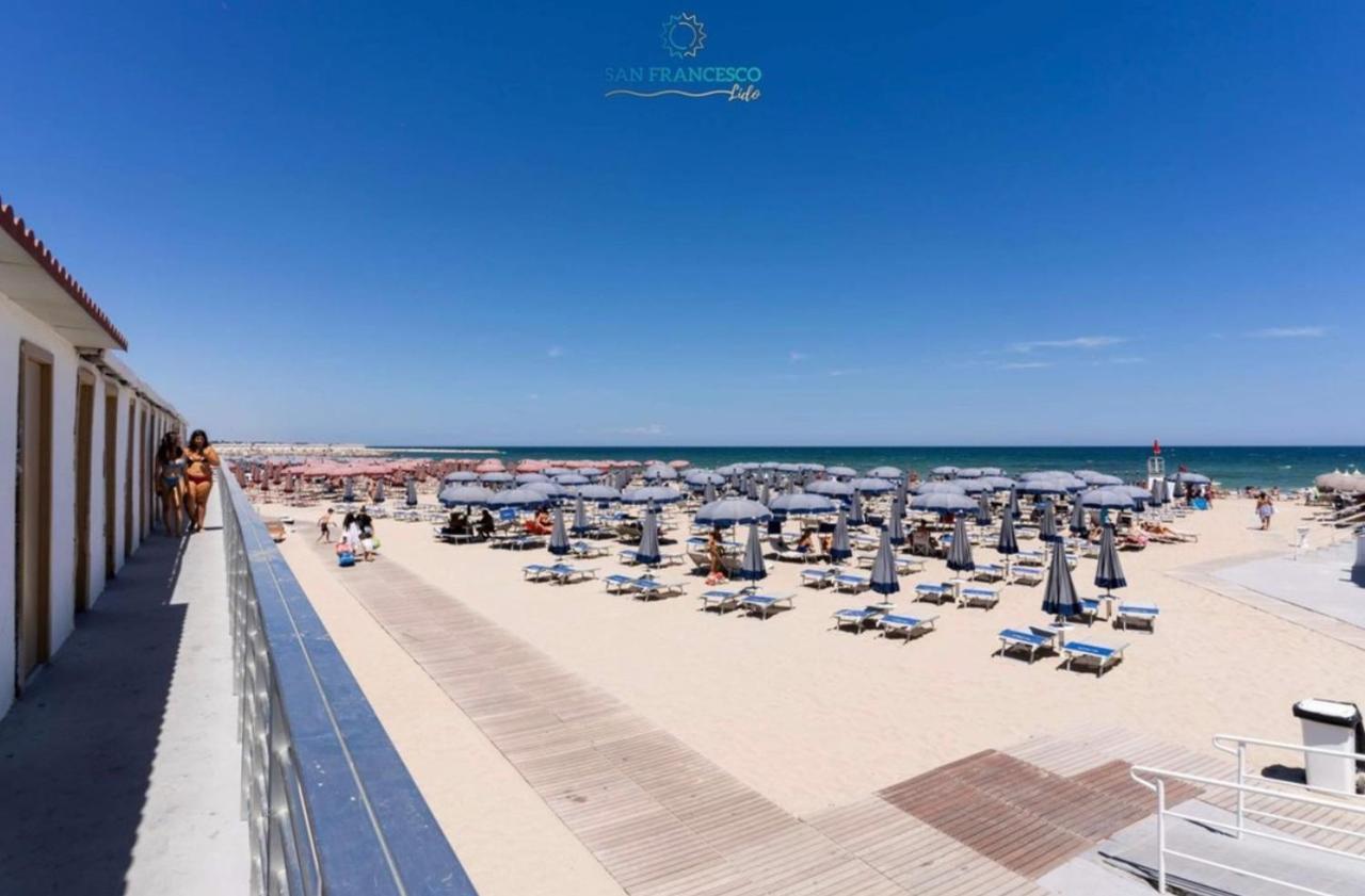 Adriatico HomeMare-Fiera-Centro Bari Eksteriør billede