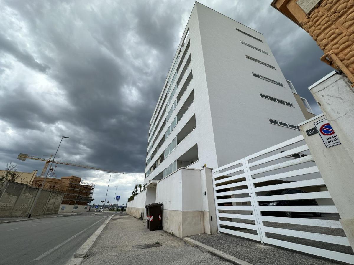 Adriatico HomeMare-Fiera-Centro Bari Eksteriør billede